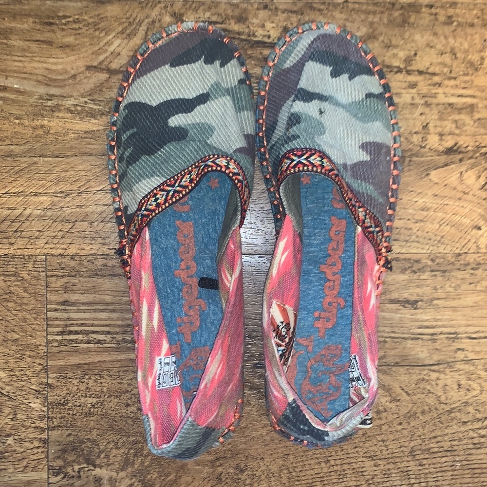 Tigerbear Republic flats​